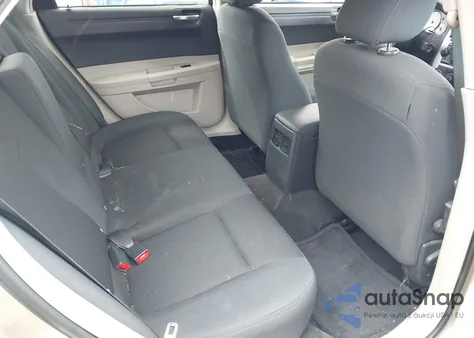 2006 Chrysler 300 из США, поврежденный, VIN 2C3LA43R26H514470